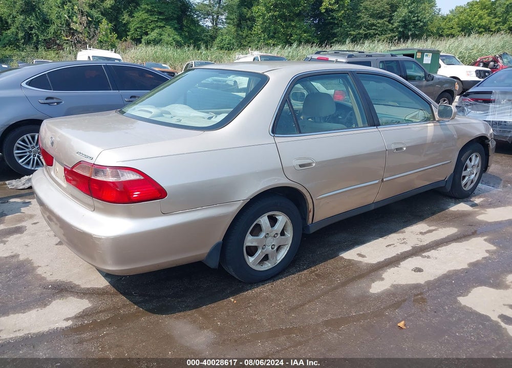 2000 HONDA ACCORD 2.3 SE VIN: 1HGCG6695YA127187