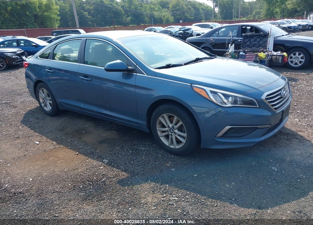 2016 HYUNDAI SONATA SE VIN: 5NPE24AF8GH312266