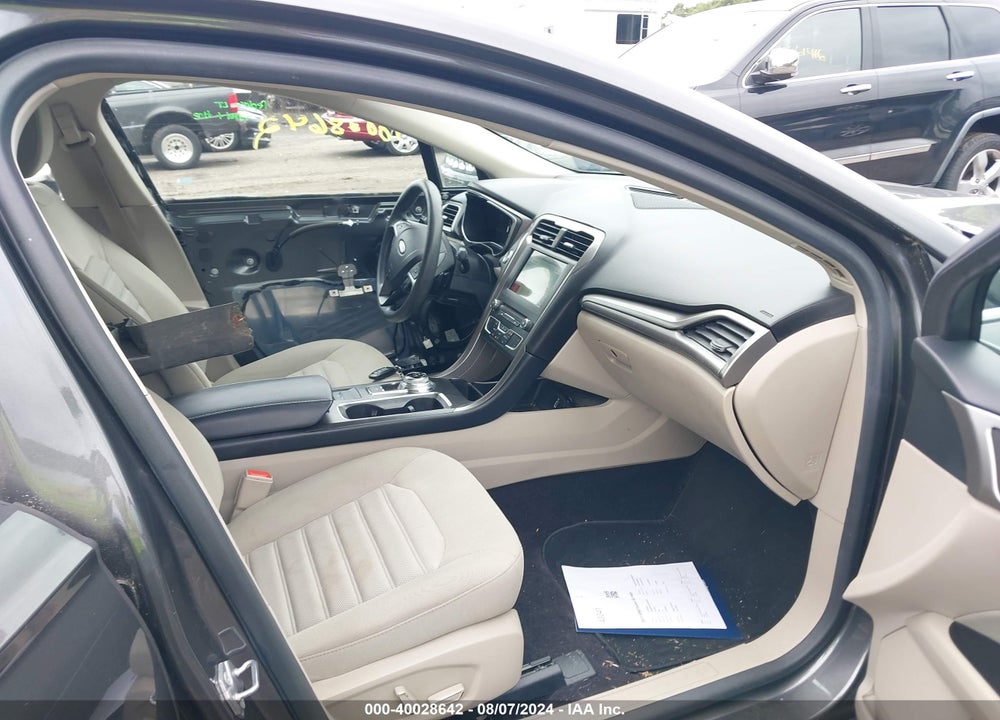 2017 FORD FUSION SE VIN: 3FA6P0HD3HR345666