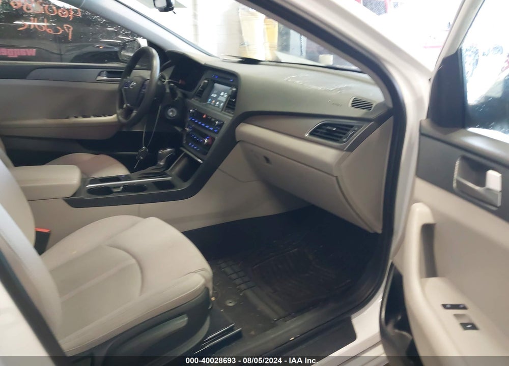 2017 HYUNDAI SONATA ECO VIN: 5NPE24AA1HH528692