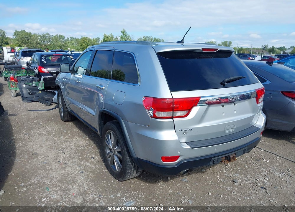 2011 JEEP GRAND CHEROKEE LAREDO VIN: 1J4RR4GT2BC646219