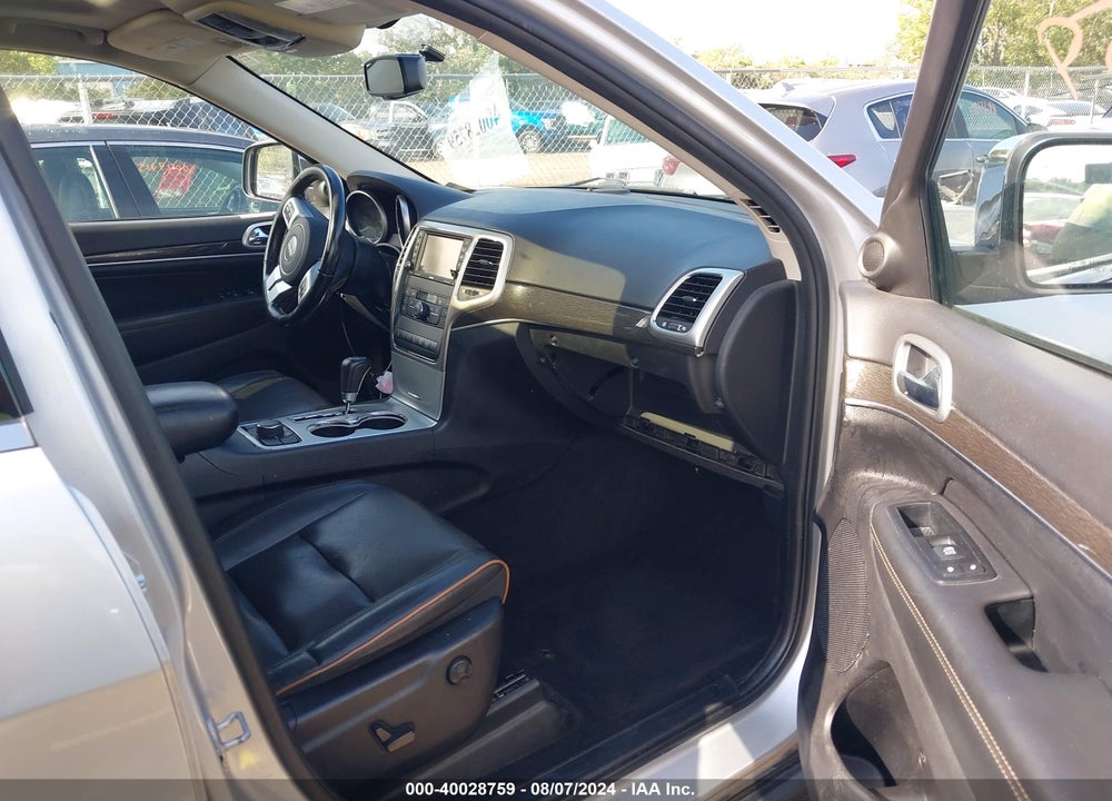 2011 JEEP GRAND CHEROKEE LAREDO VIN: 1J4RR4GT2BC646219
