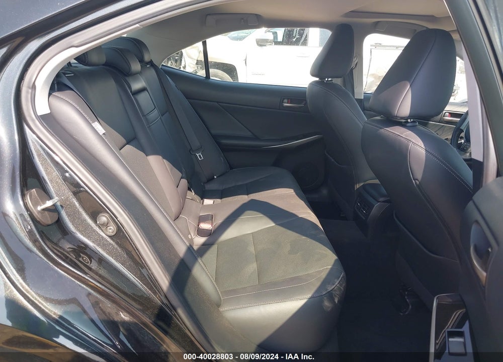 2018 LEXUS IS 300 VIN: JTHBA1D20J5078627