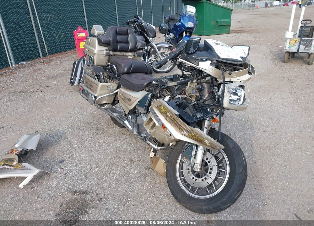 1988 KAWASAKI ZG1200 VIN: JKAZG9B16JB500824