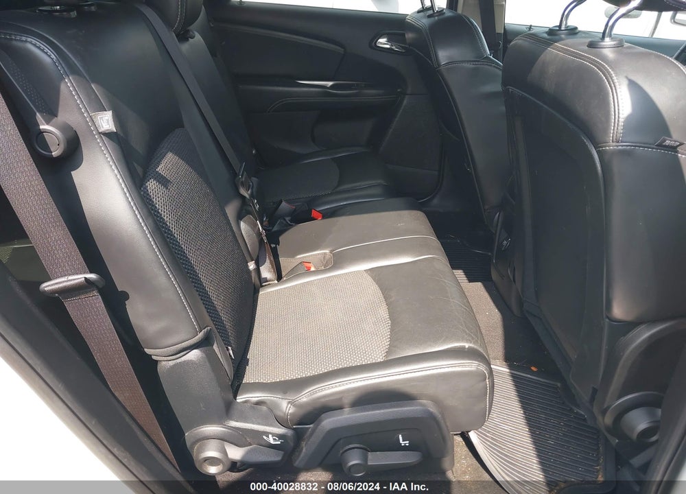 2016 DODGE JOURNEY CROSSROAD PLUS VIN: 3C4PDCGB5GT143860