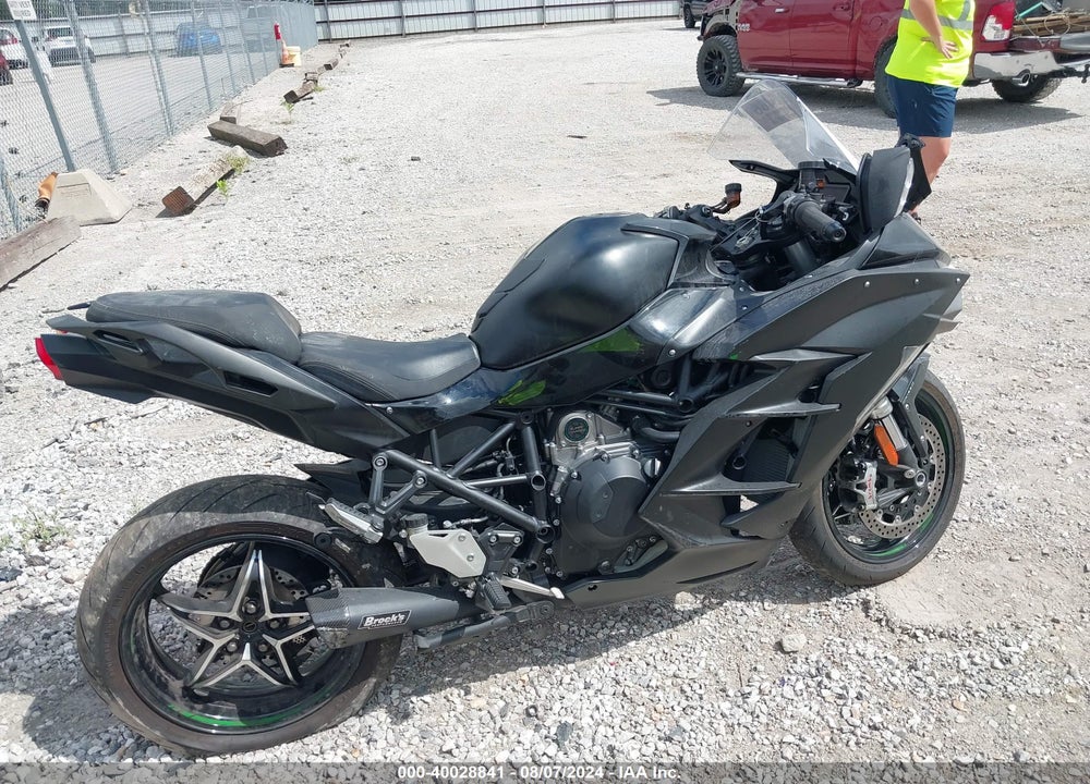 2020 KAWASAKI ZX1002 D VIN: JKBZXVD18LA003025