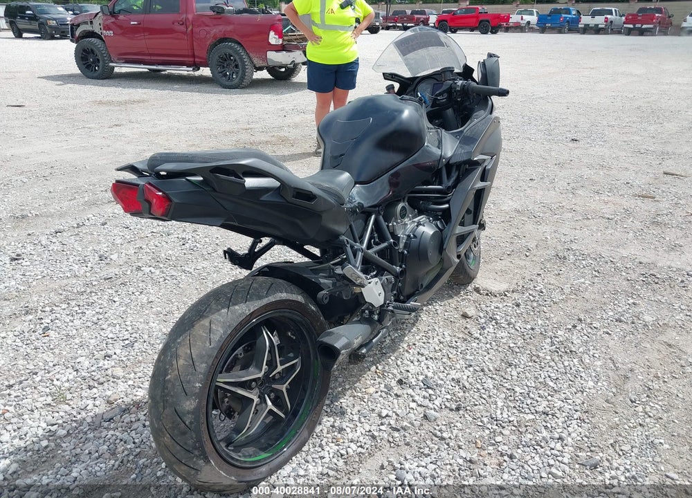 2020 KAWASAKI ZX1002 D VIN: JKBZXVD18LA003025