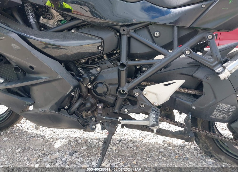 2020 KAWASAKI ZX1002 D VIN: JKBZXVD18LA003025