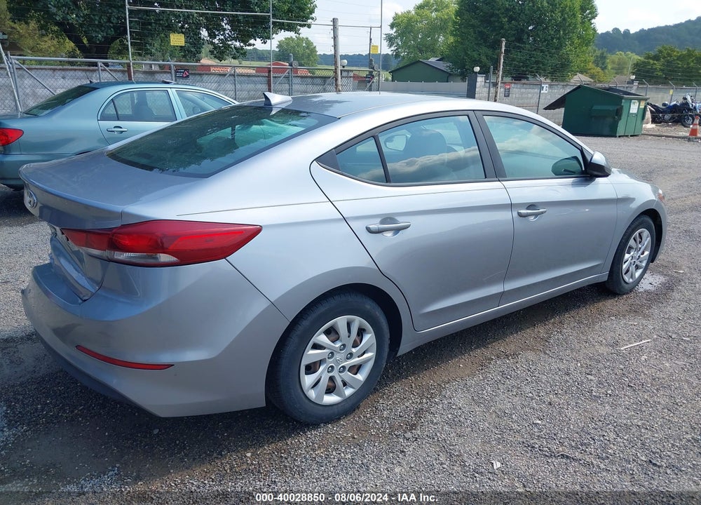 2017 HYUNDAI ELANTRA SE VIN: 5NPD74LFXHH199173