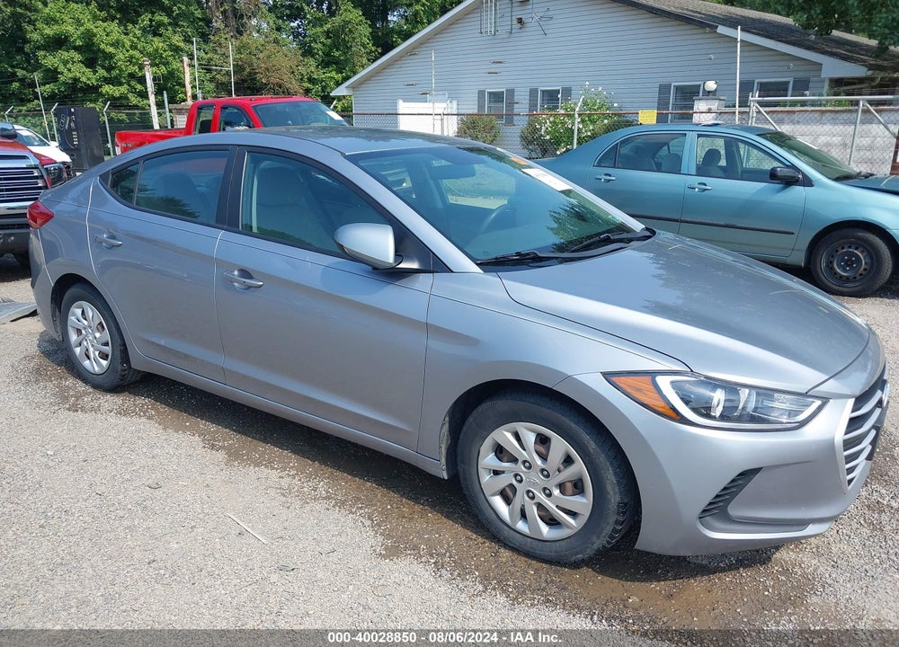 2017 HYUNDAI ELANTRA SE VIN: 5NPD74LFXHH199173