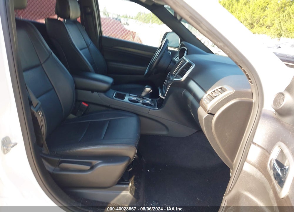2018 JEEP GRAND CHEROKEE LAREDO E 4X2 VIN: 1C4RJEAGXJC172484