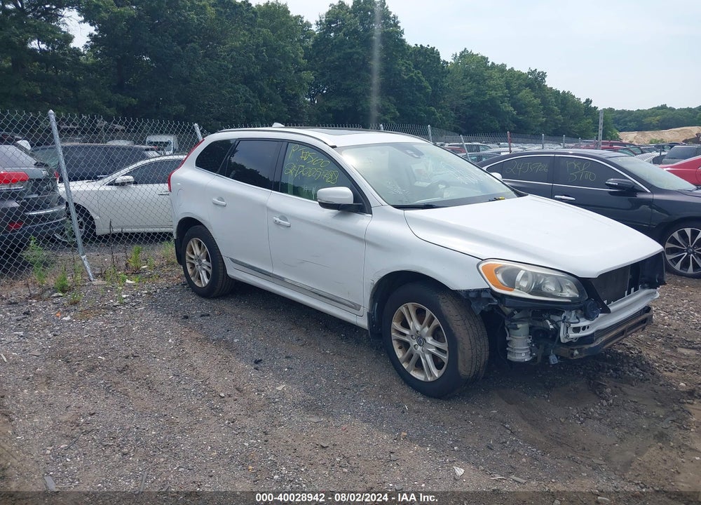 2015 VOLVO XC60 T5 PREMIER VIN: YV440MDK1F2741045