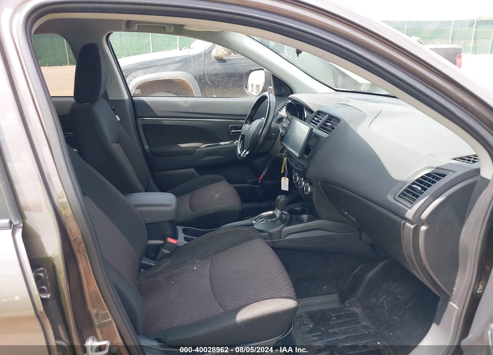 2017 MITSUBISHI OUTLANDER SPORT 2.0 ES VIN: JA4AR3AUXHZ004281