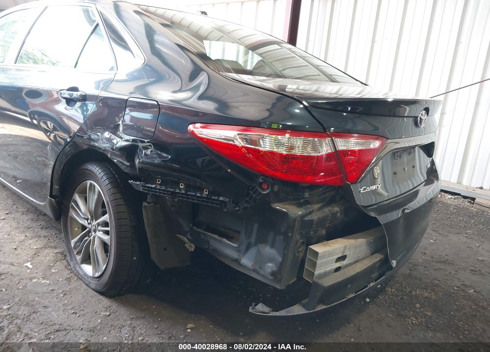 2016 TOYOTA CAMRY SE VIN: 4T1BF1FK2GU554290