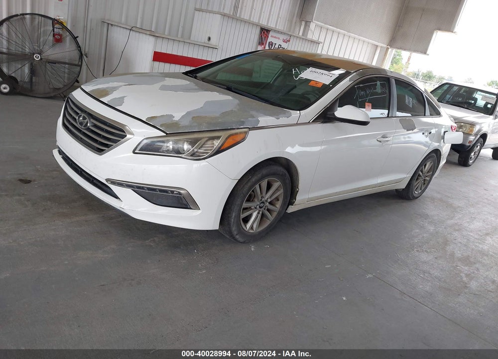 2015 HYUNDAI SONATA SE VIN: 5NPE24AF6FH057924