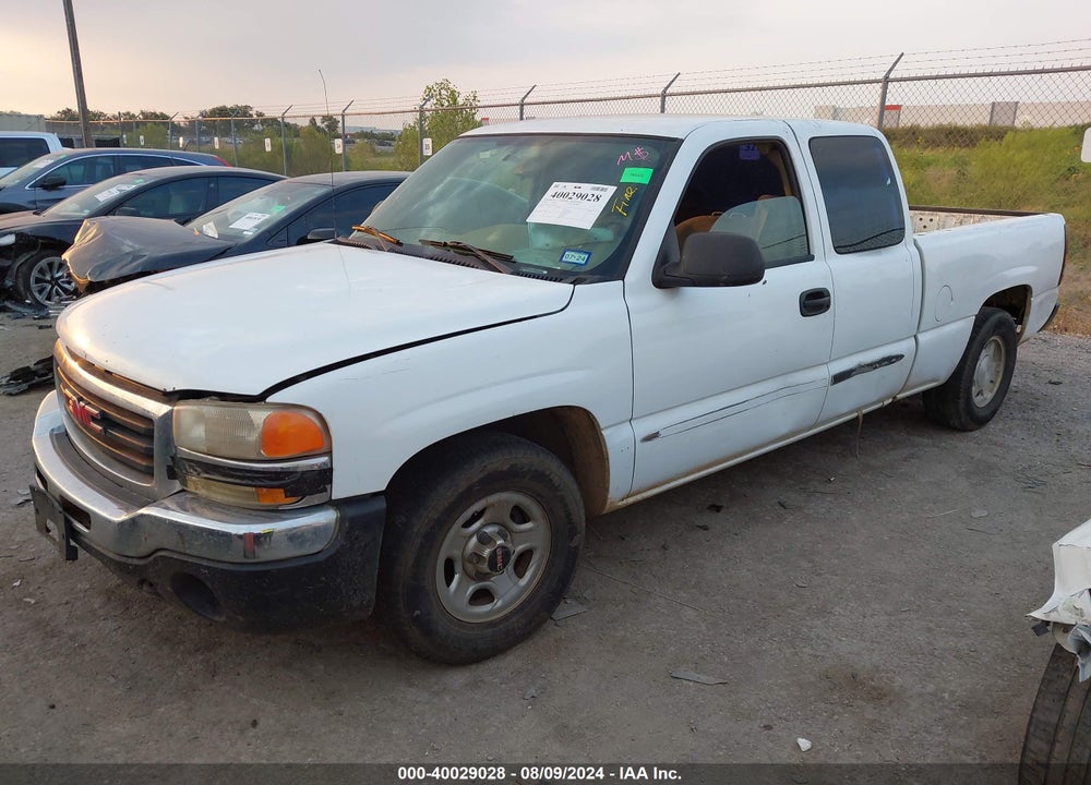 2004 GMC SIERRA 1500 VIN: 1GTEC19V54Z207132