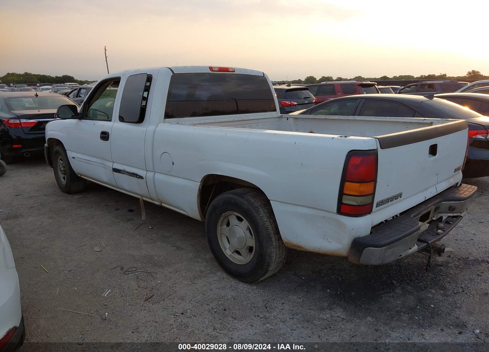 2004 GMC SIERRA 1500 VIN: 1GTEC19V54Z207132