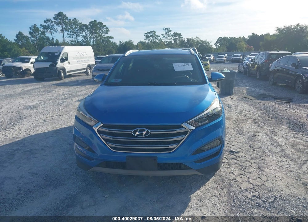 2017 HYUNDAI TUCSON LIMITED VIN: KM8J33A25HU531580