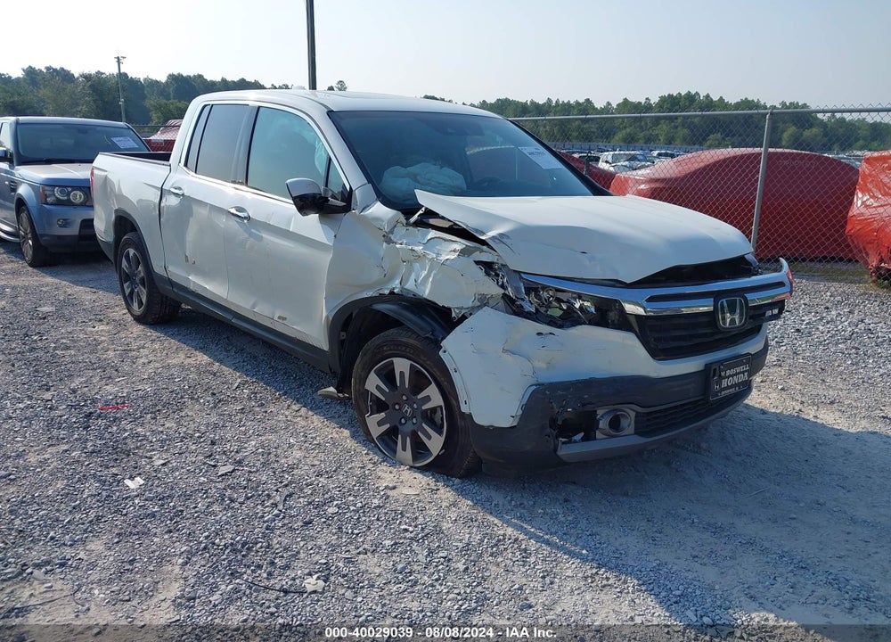 2019 HONDA RIDGELINE RTL-E VIN: 5FPYK3F76KB010854