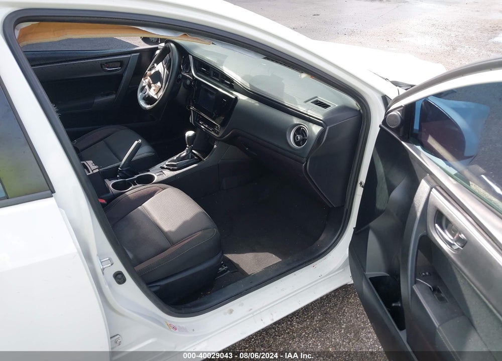 2017 TOYOTA COROLLA LE VIN: 5YFBURHE6HP737500
