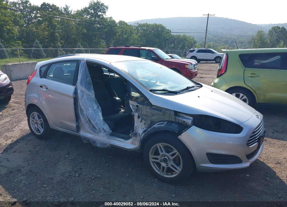 2018 FORD FIESTA SE VIN: 3FADP4EJ9JM110782