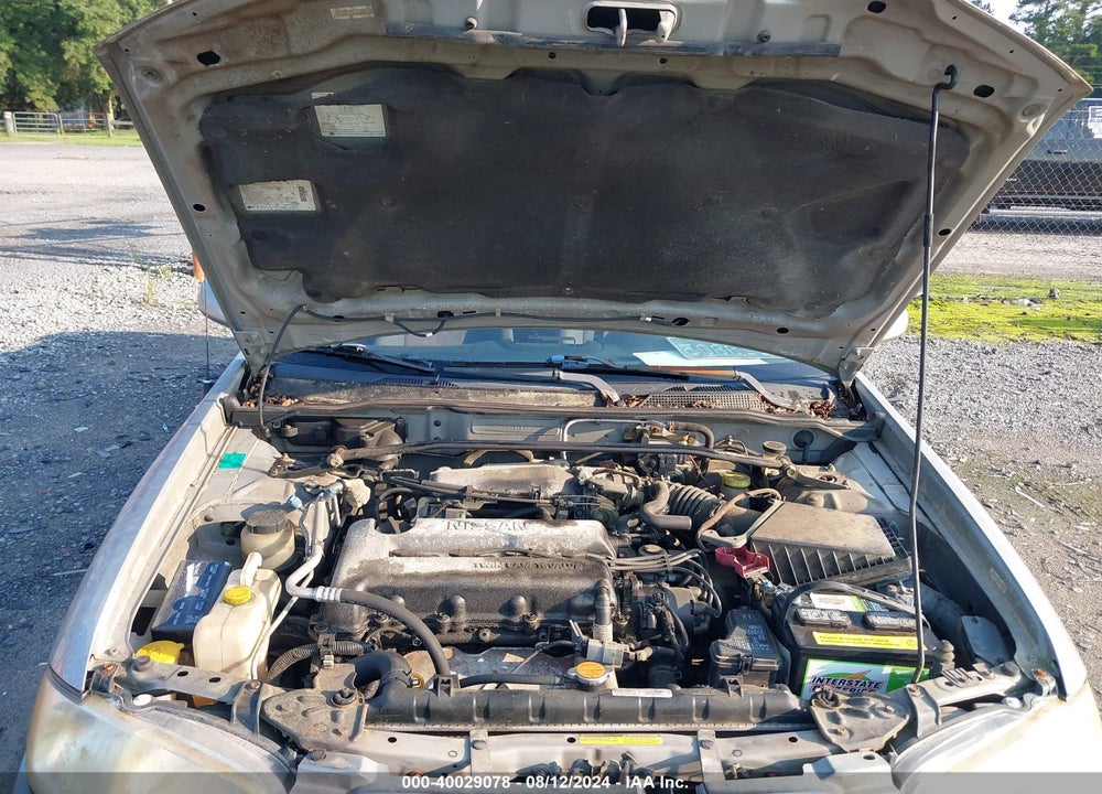 2001 NISSAN SENTRA SE- VIN: 3N1BB51D11L113237
