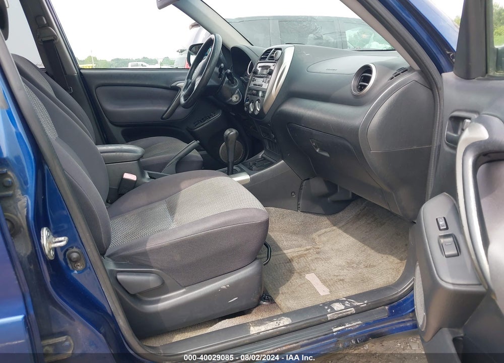 2004 TOYOTA RAV4 VIN: JTEHD20V840018908