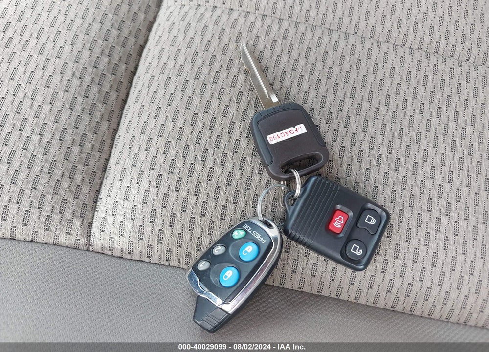 2010 FORD F-150 FX4/HARLEY-DAVIDSON/KING RANCH/LARIAT/PLATINUM/XL/XLT VIN: 1FTFW1EV8AKC01038