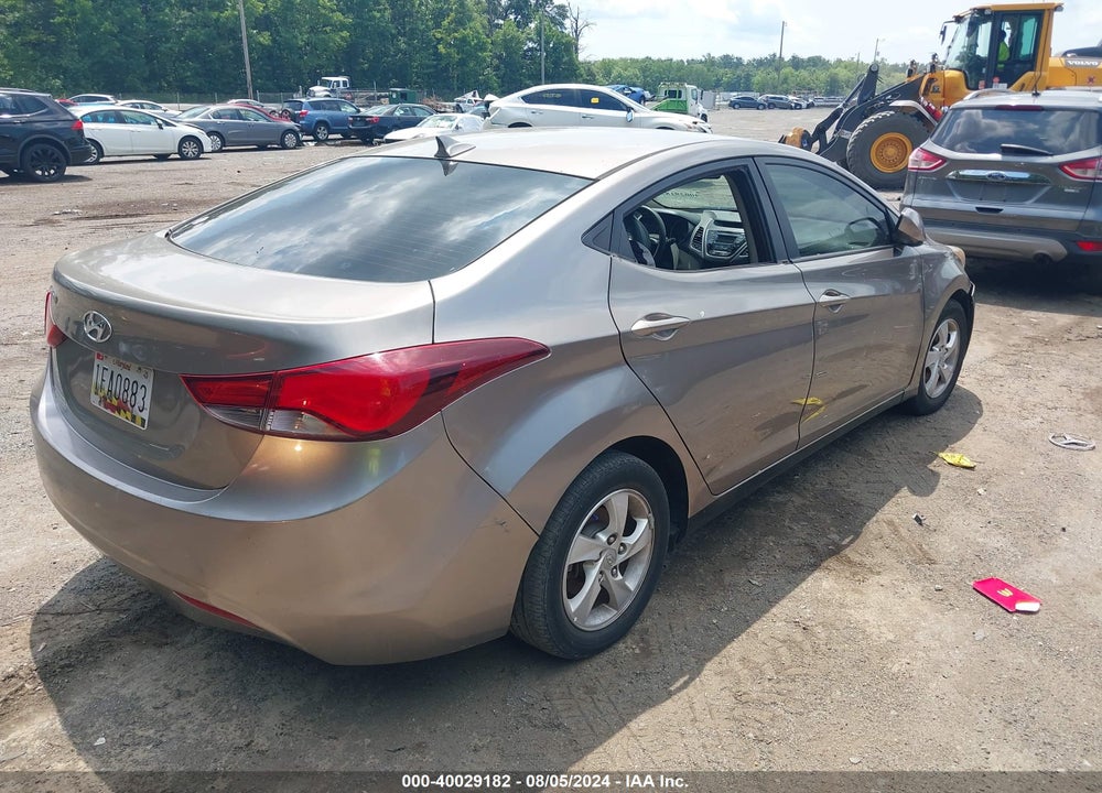 2015 HYUNDAI ELANTRA SE VIN: 5NPDH4AE3FH576401