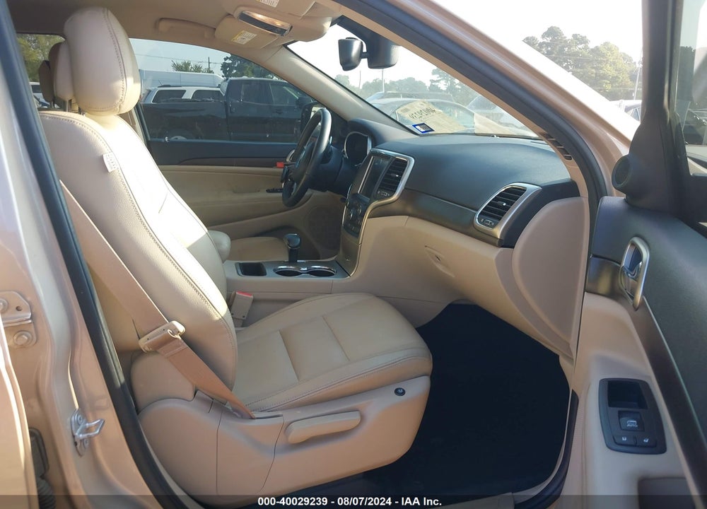 2015 JEEP GRAND CHEROKEE LAREDO VIN: 1C4RJEAG1FC218422