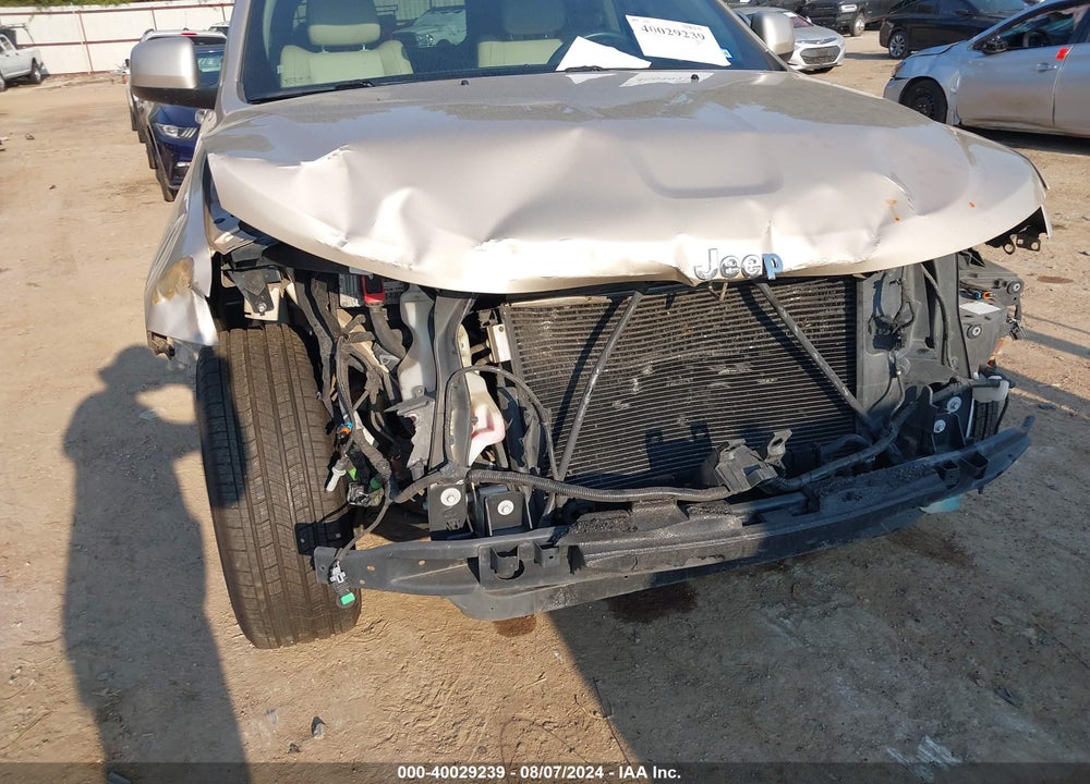 2015 JEEP GRAND CHEROKEE LAREDO VIN: 1C4RJEAG1FC218422