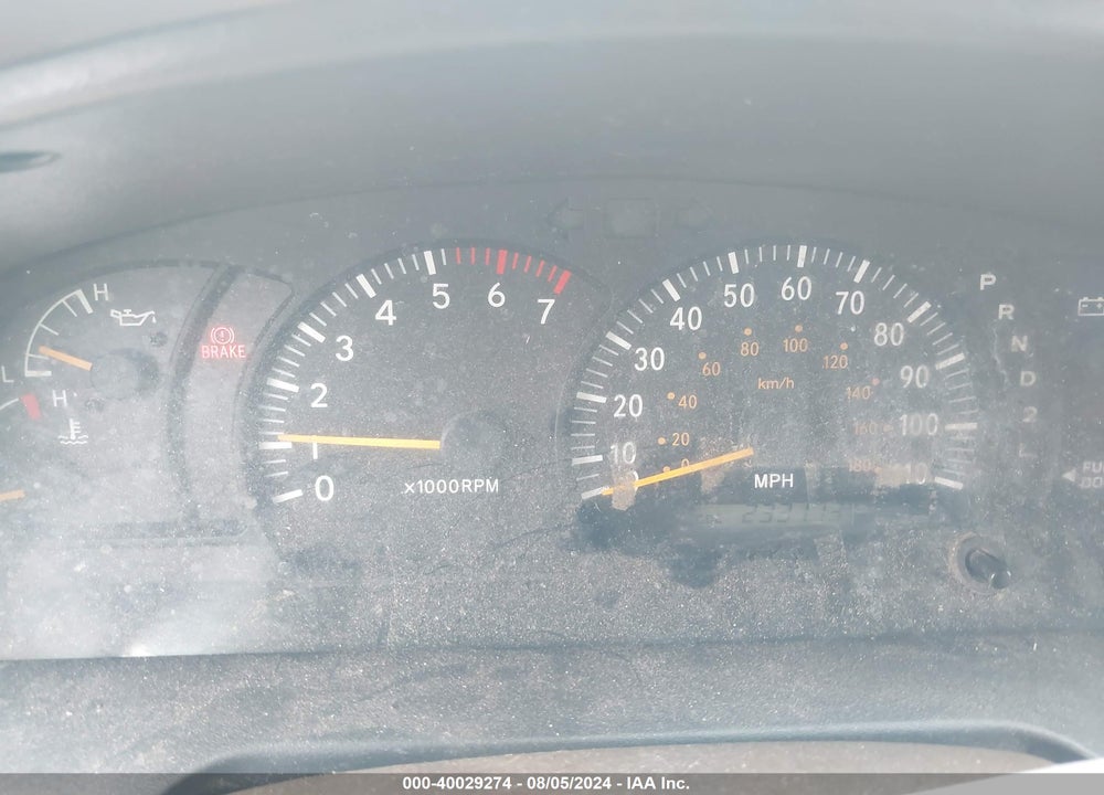 2004 TOYOTA TUNDRA SR5 V8 VIN: 5TBDT44154S453755