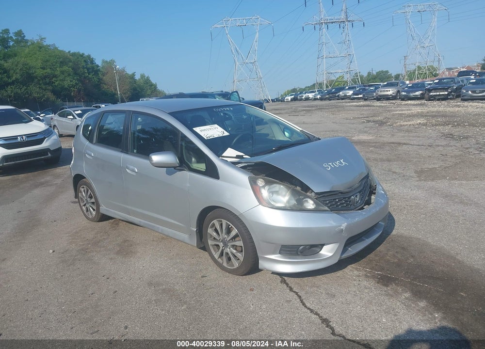 2013 HONDA FIT SPORT VIN: JHMGE8H55DC067887