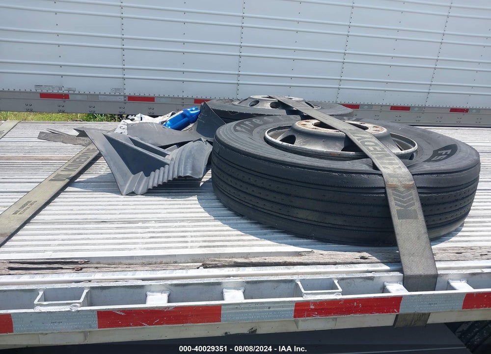 2008 RENTINOUER OTHER VIN: 1RNF48A268R020660