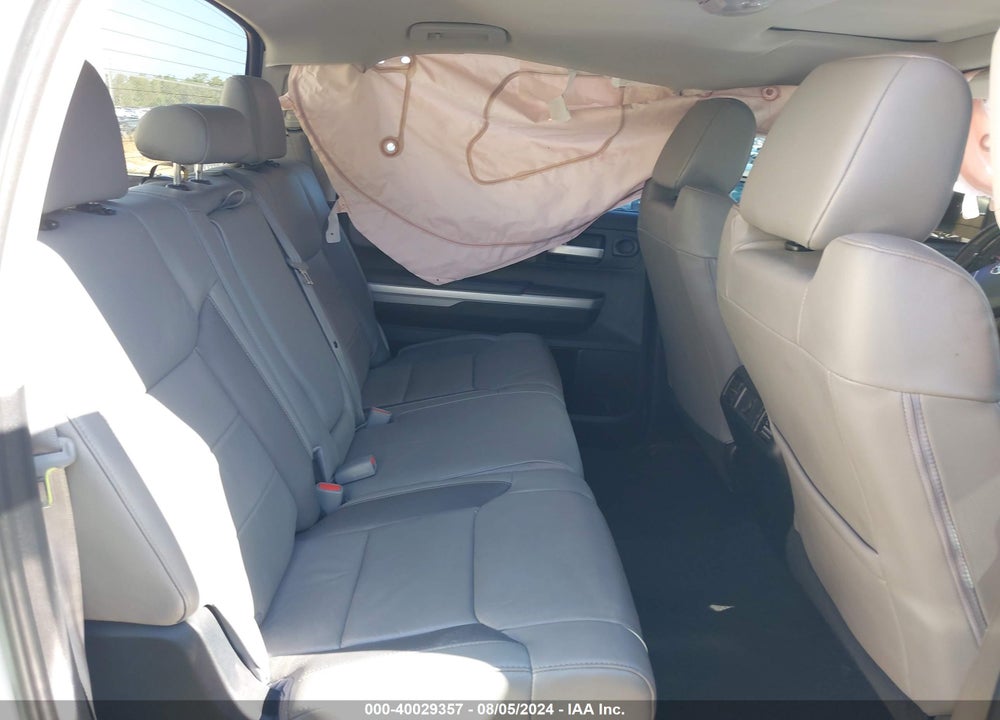 2018 TOYOTA TUNDRA LIMITED 5.7L V8 VIN: 5TFFY5F14JX236501