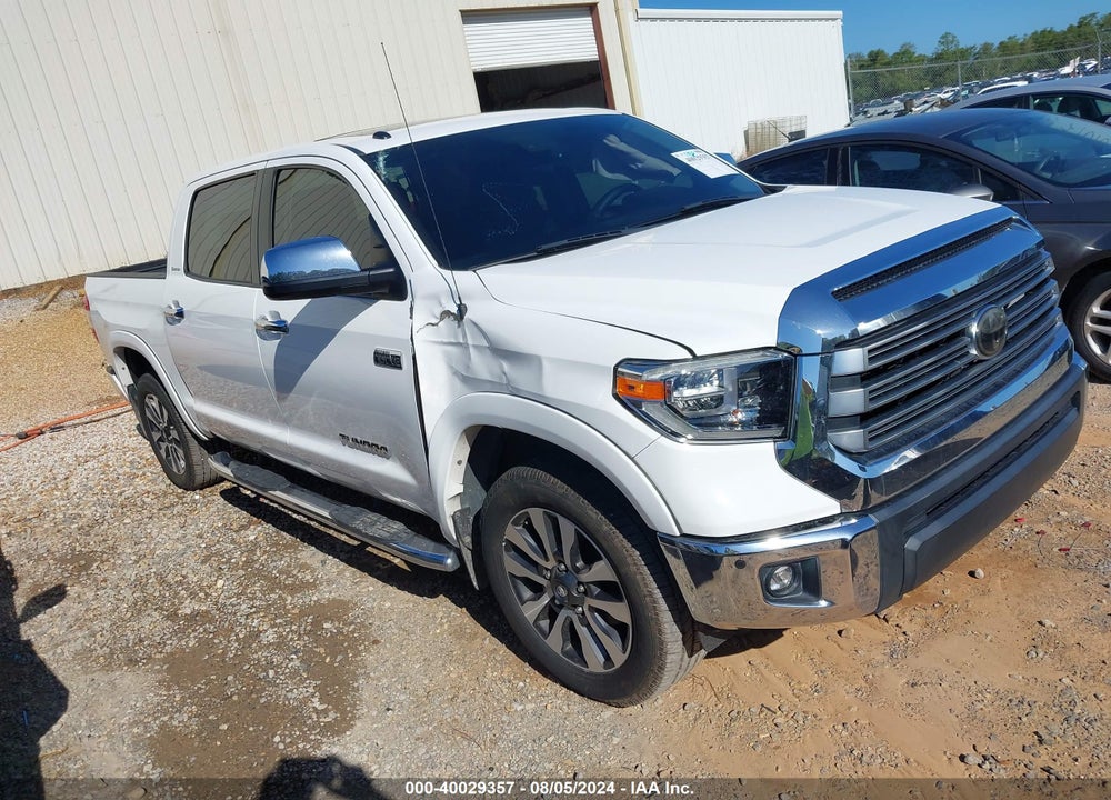 2018 TOYOTA TUNDRA LIMITED 5.7L V8 VIN: 5TFFY5F14JX236501
