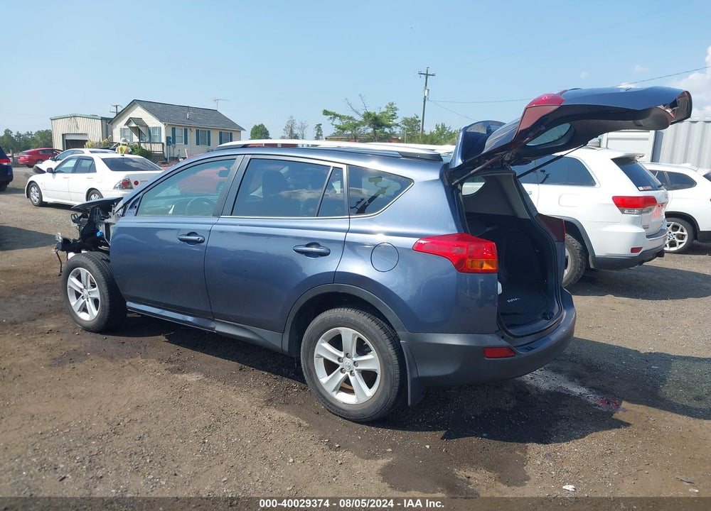 2014 TOYOTA RAV4 XLE VIN: JTMRFREV1ED070606