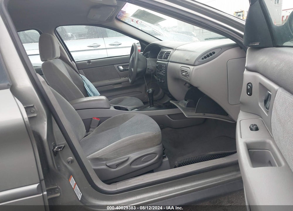 2001 FORD TAURUS SES VIN: 1FAHP55S01G270608
