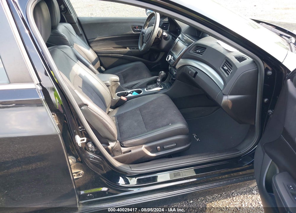 2016 ACURA ILX VIN: 19UDE2F84GA011536