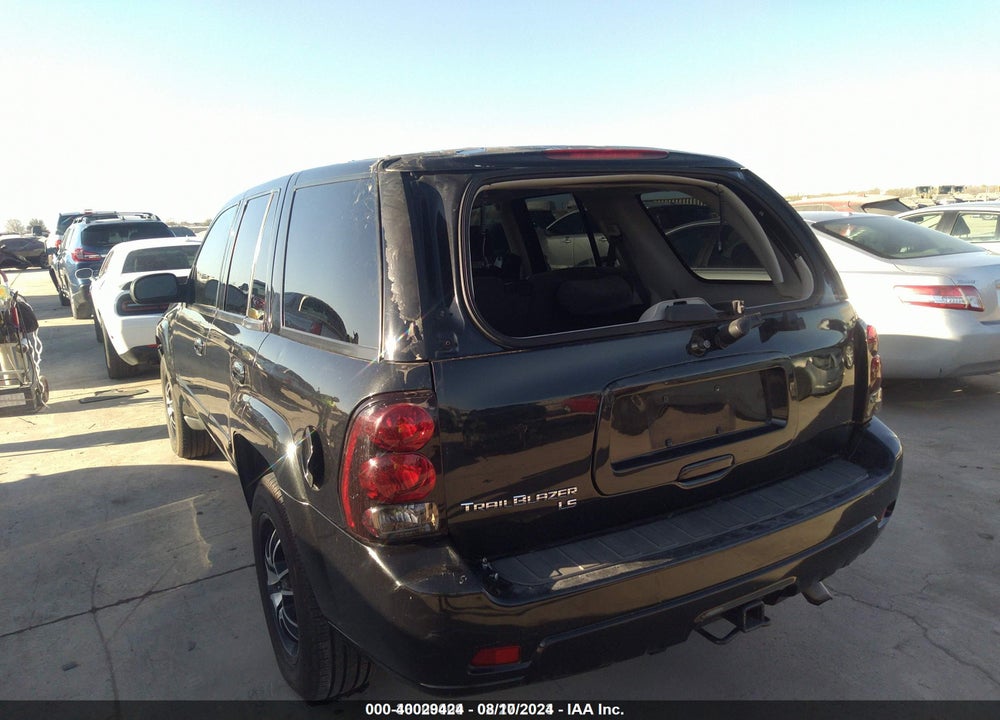 2008 CHEVROLET TRAILBLAZER LT VIN: 1GNDS13S482214561