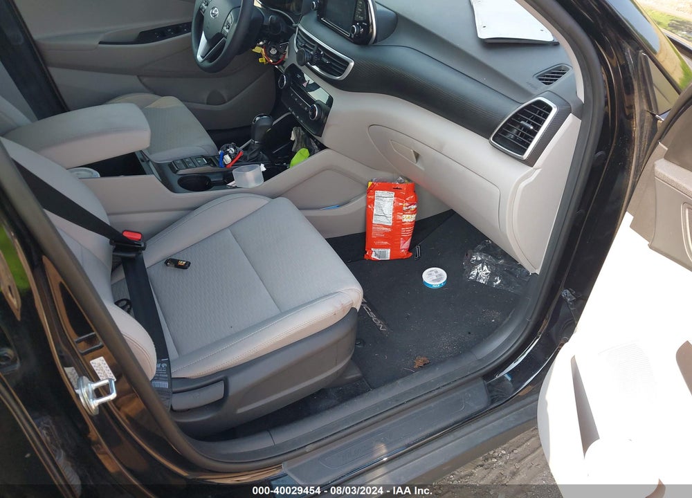 2021 HYUNDAI TUCSON SE VIN: KM8J2CA47MU289504