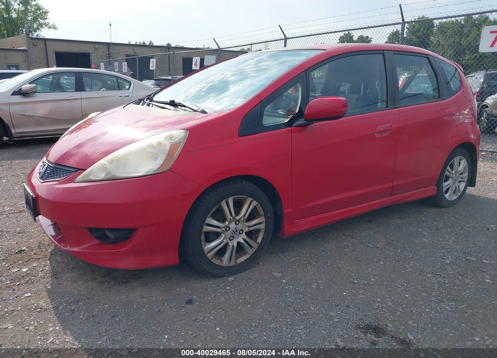 2011 HONDA FIT SPORT VIN: JHMGE8H51BC010468