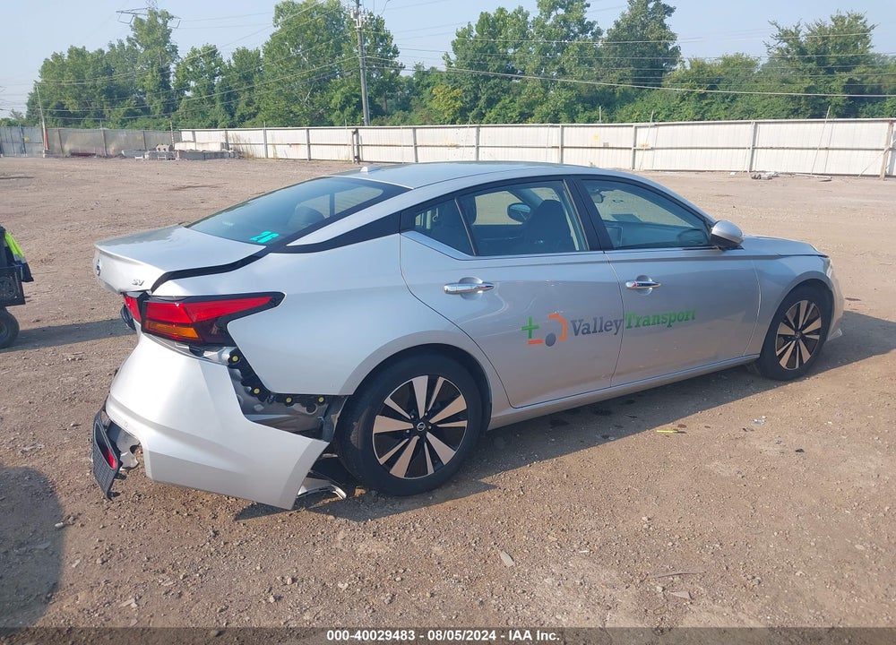 2022 NISSAN ALTIMA SV FWD VIN: 1N4BL4DV3NN371036