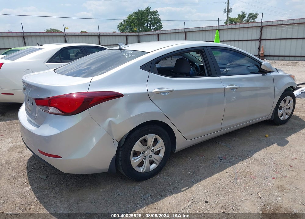 2016 HYUNDAI ELANTRA SE VIN: KMHDH4AE3GU517223