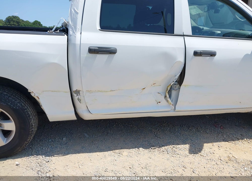2015 RAM 1500 TRADESMAN VIN: 3C6RR6KT4FG584826
