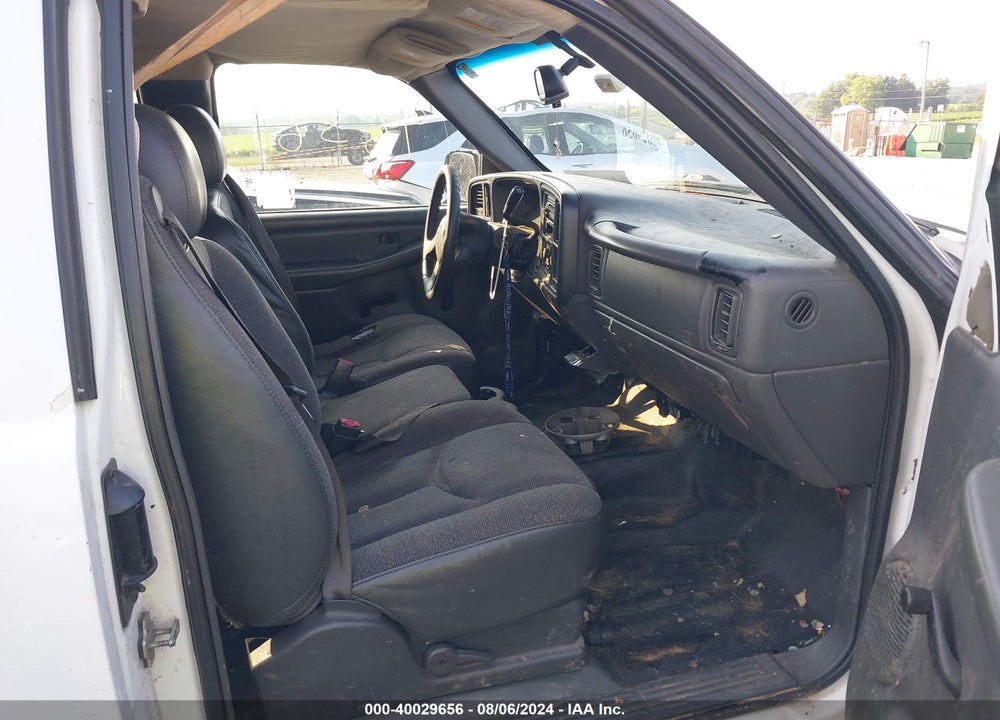 2004 CHEVROLET SILVERADO 1500 VIN: 1GCEC19T14E250811