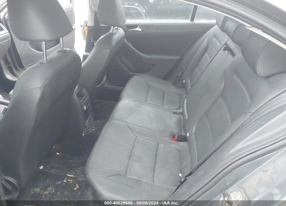 2011 VOLKSWAGEN JETTA 2.5L SE VIN: 3VWDZ7AJ6BM041513