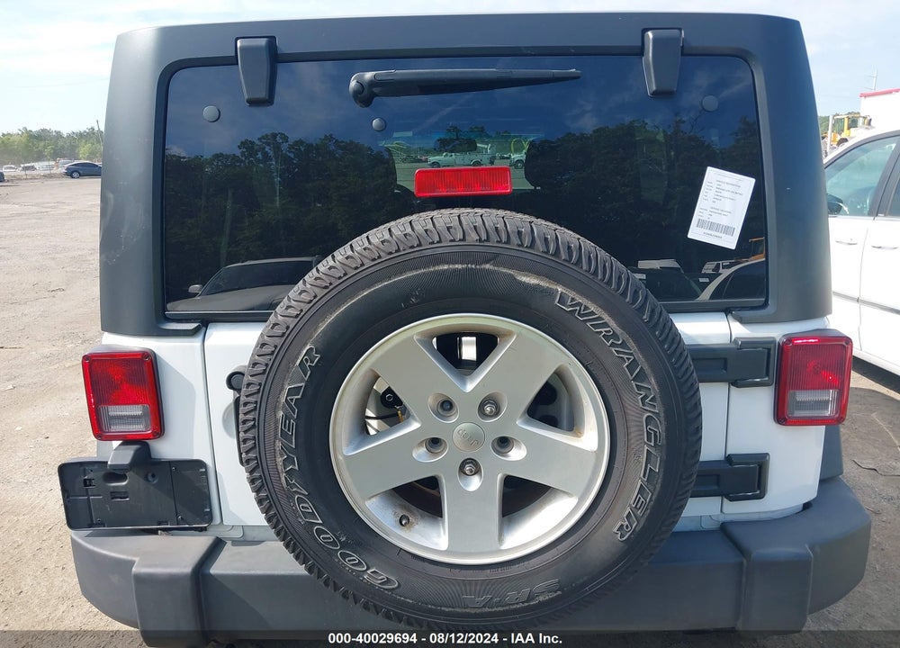 2017 JEEP WRANGLER UNLIMITED SPORT 4X4 VIN: 1C4BJWDG2HL740627