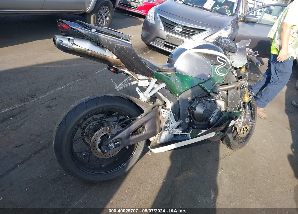 2021 HONDA CBR600 RR VIN: JH2PC40H6MK700156