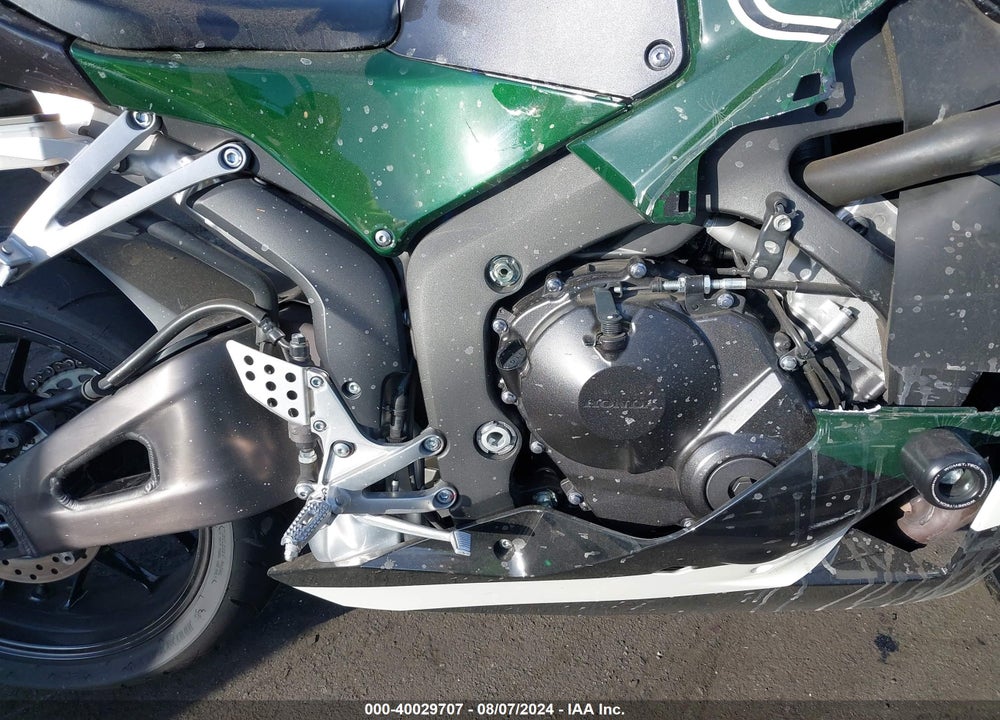 2021 HONDA CBR600 RR VIN: JH2PC40H6MK700156